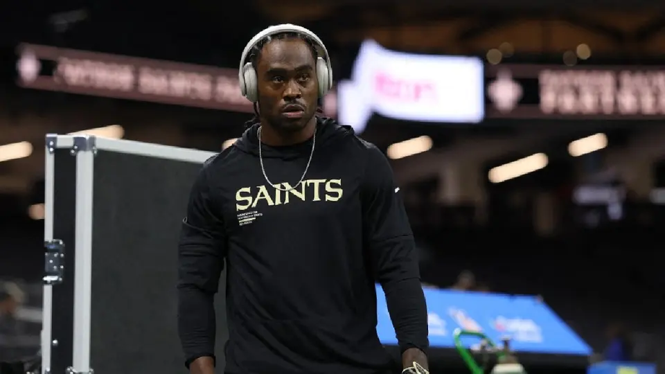 Brandin Cooks previo a un partido con los New Orleans Saints en el 2025 | AFP