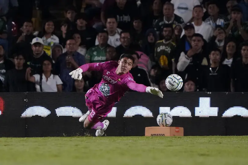 Óscar García en un partido del León | IMAGO7