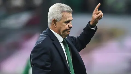 Exauxiliar de Javier Aguirre se convierte en nuevo DT en Brasil