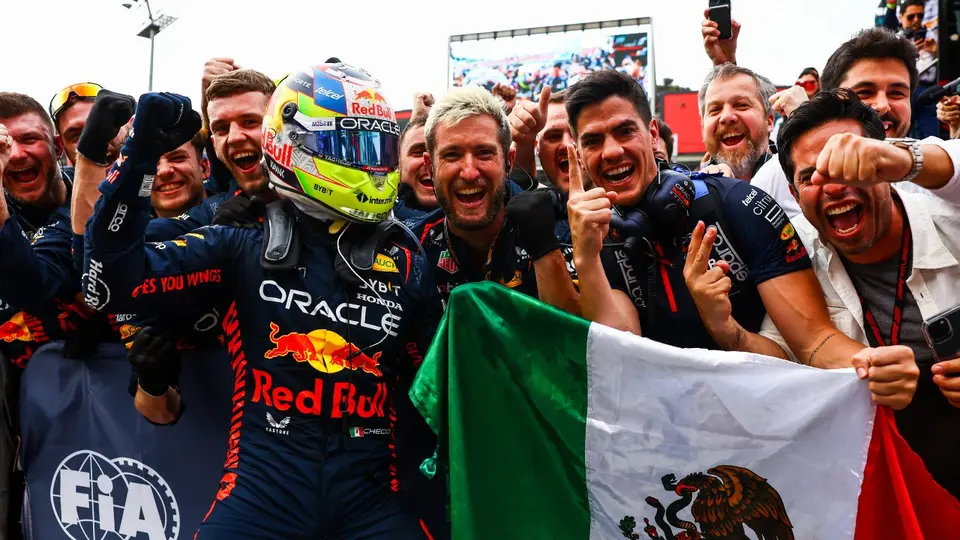 Gran Premio de Azerbaiyán: Así fueron las dos victorias de Checo Pérez en Bakú