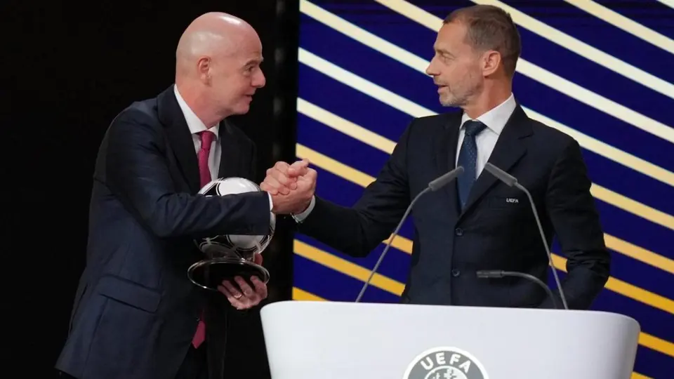Infantino y Ceferin durante el 50° Congreso Ordinario de la UEFA en Bruselas | AFP