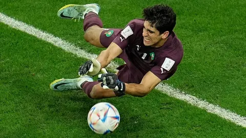 Yassine Bounou tras avanzar a Cuartos con Marruecos: 'Se hizo un partido a lo Simeone'