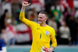 Qatar 2022: Pickford llevó su equipo de 'gaming' para jugar "Fortnite"