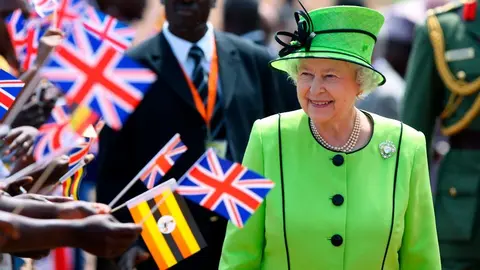 Conductor argentino tras comentarios polémicos de la Reina Isabel II: 'Se murió la vieja'
