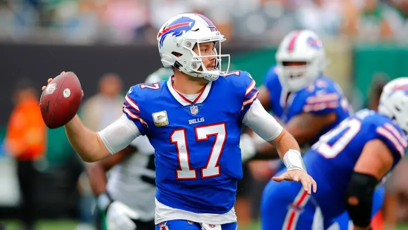 NFL: Josh Allen se lesionó del codo y su participación con los Bills está en duda