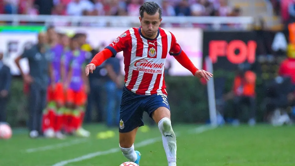 Chivas: Alan Mozo pidió tranquilidad a los aficionados del Rebaño
