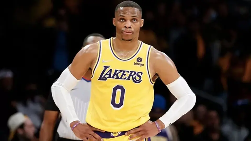 NBA: Russell Westbrook se lesionó y se podría perder toda la temporada