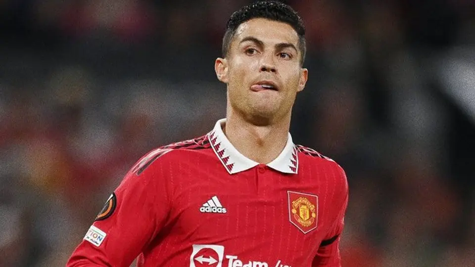 Cristiano Ronaldo no jugó el derbi "por respeto a su carrera", aseguró el timonel Ten Hag