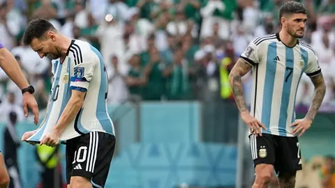 Argentina: Prensa internacional cataloga como 'golpe Mundial' la derrota vs Arabia Saudita