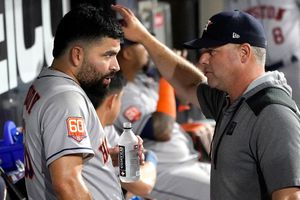 José Urquidy: Astros desperdició gran salida del mexicano que salió sin decisión ante White Sox