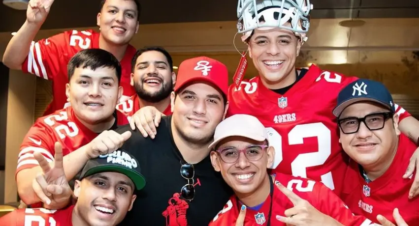 Alfredo Gutiérrez, mexicano de los 49ers, convivió con Grupo Firme en el Levi's Stadium
