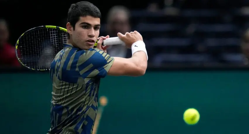 Carlos Alcaraz: Abandonó el Masters 1000 de París por lesión