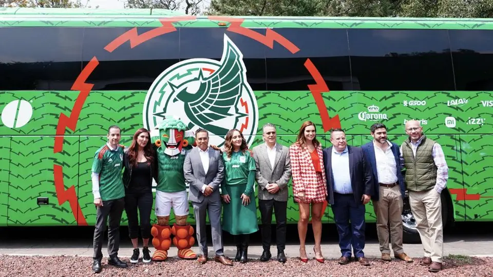 Selección Mexicana: El Tri presentó nuevo camión para los próximos cuatro años