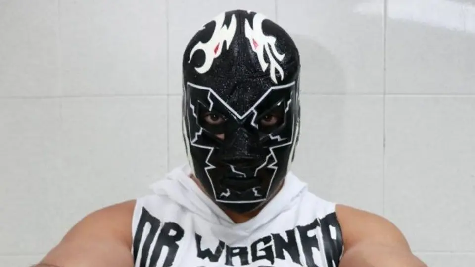 Hijo de Dr. Wagner Jr. sobre parecido con su padre: 'Me asemejo mucho a él'