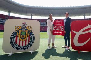 Caliente.mx renueva con Chivas y presenta el slot del Rebaño