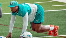 Dolphins: Bradley Chubb firmó una extensión de contrato por cinco años