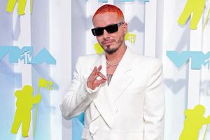 J Balvin recibió duras críticas tras su presentación en los VMAS