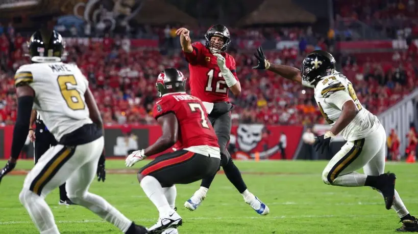 NFL: Buccaneers logran remontada ante los Saints en el último cuarto del MNF