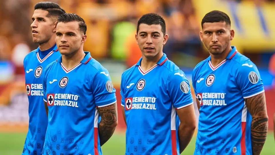 Cruz Azul: Cambió las estrellas en su escudo por un parche 'estilo Champions'