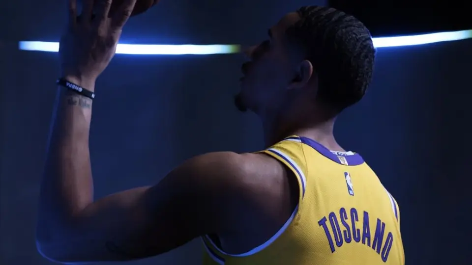 Juan Toscano tras firmar con LA Lakers: ‘Representaré a mi país con mucho orgullo’