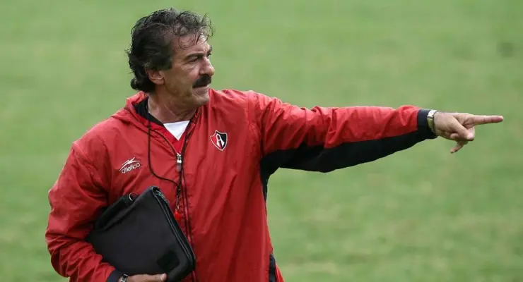 Diego Cocca: 'La Volpe fue una gran influencia en mi carrera'