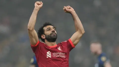 Liverpool: Mohamed Salah renovó con los Reds por tres temporadas más