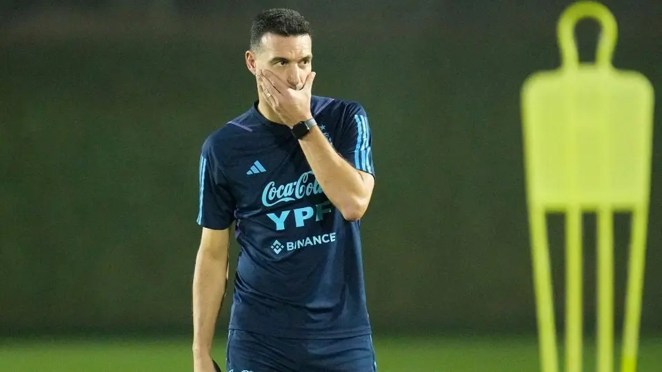 Qatar 2022: Scaloni respondió a Van Gaal sobre juego de Lionel Messi