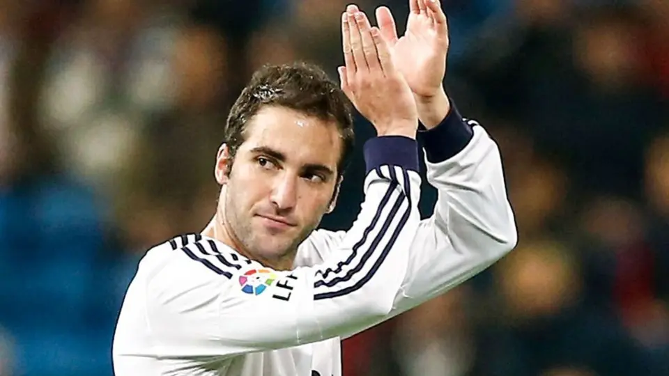 Higuaín: River Plate, Real Madrid y la Selección Argentina dedicaron emotivos mensajes en su retiro