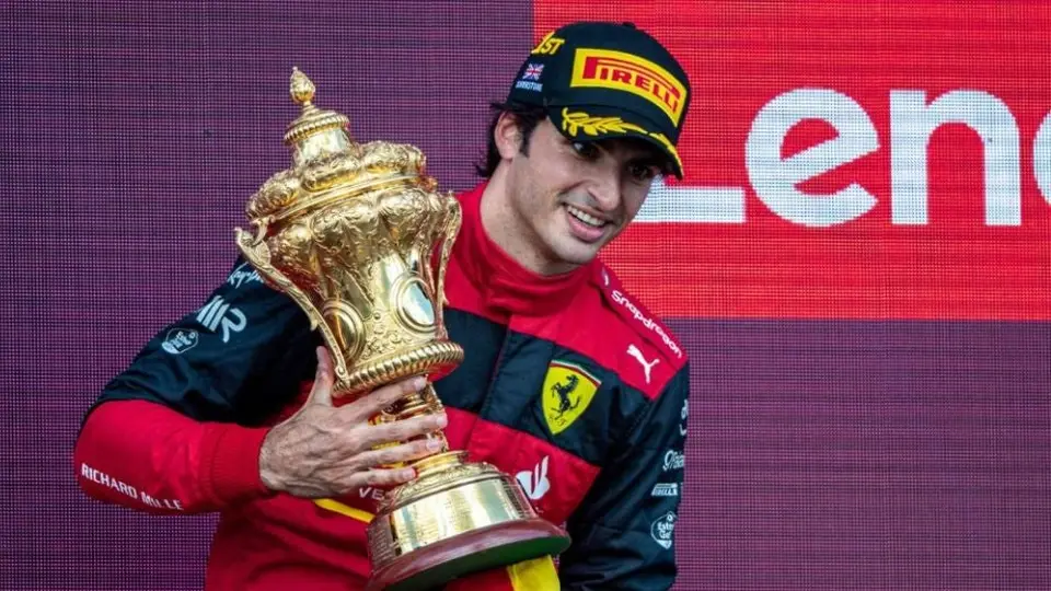 Carlos Sainz: Le 'hizo el feo' a un aficionado del Barcelona que buscaba su autógrafo