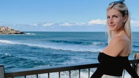 US Open 2022: Rubia volvió a robar los reflectores al 'echarse un fondo' de cerveza