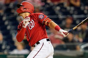 Joey Meneses: Walk-off del mexicano en triunfo sobre Athletics