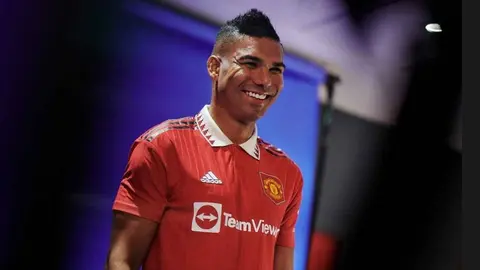 Casemiro sobre el Manchester United: "Es el más grande de Inglaterra"