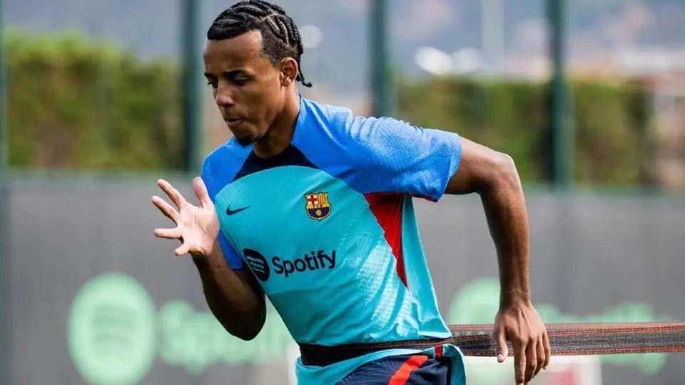 Real Madrid vs Barcelona: Jules Koundé, la novedad de la convocatoria de Xavi para el Clásico