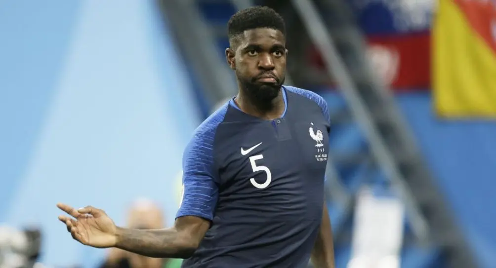 Samuel Umtiti festejando un gol | MEXSPORT