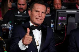 Julio César Chávez: Recibió homenaje del Senado por su exitosa carrera como boxeador