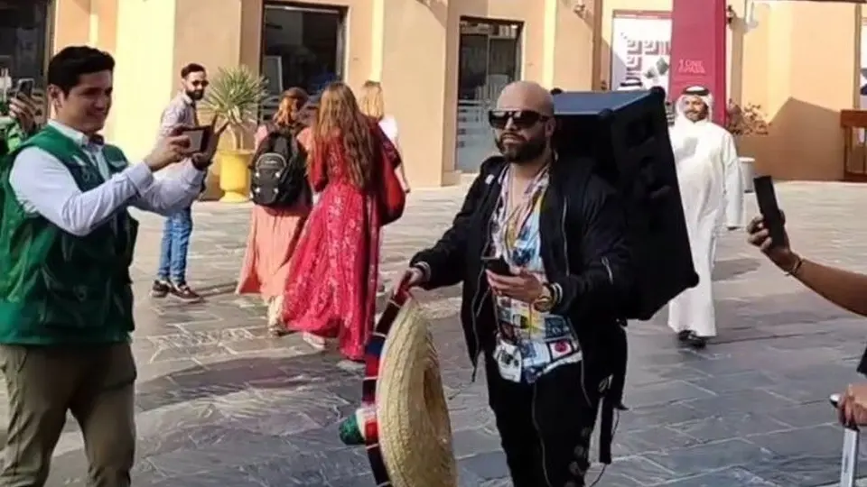 Qatar 2022: Méxicanos llevan a tierras mundialistas sonido de: 'Fierro Viejo'
