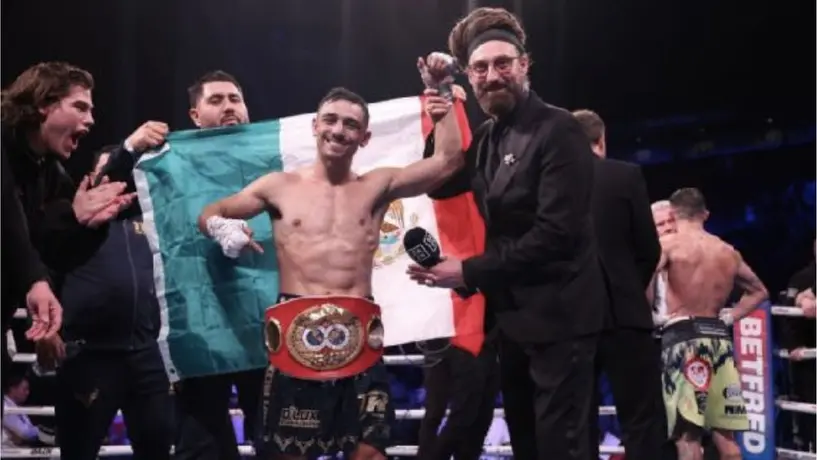 Luis Alberto López se coronó Campeón Mundial Pluma en Inglaterra