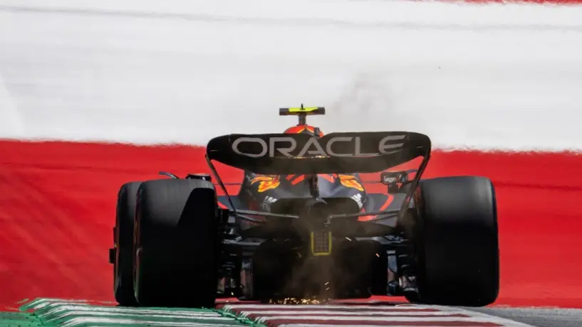 Checo Pérez terminó cuarto en primer entrenamiento libre del GP de Austria
