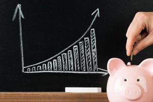 Tenoch Ochoa Fernández analiza los Afores en México