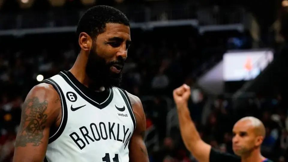 Nets: Dueño del equipo, decepcionado con Kyrie Irving por promover película antisemita