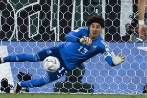 Selección Mexicana: Se les va la señal antes de que Ochoa detuviera el penal de Lewandowski