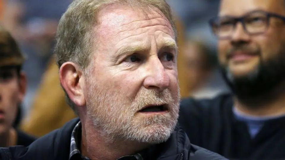 Directora de la National Basketball Players Association exigió suspensión a Robert Sarver de por vida