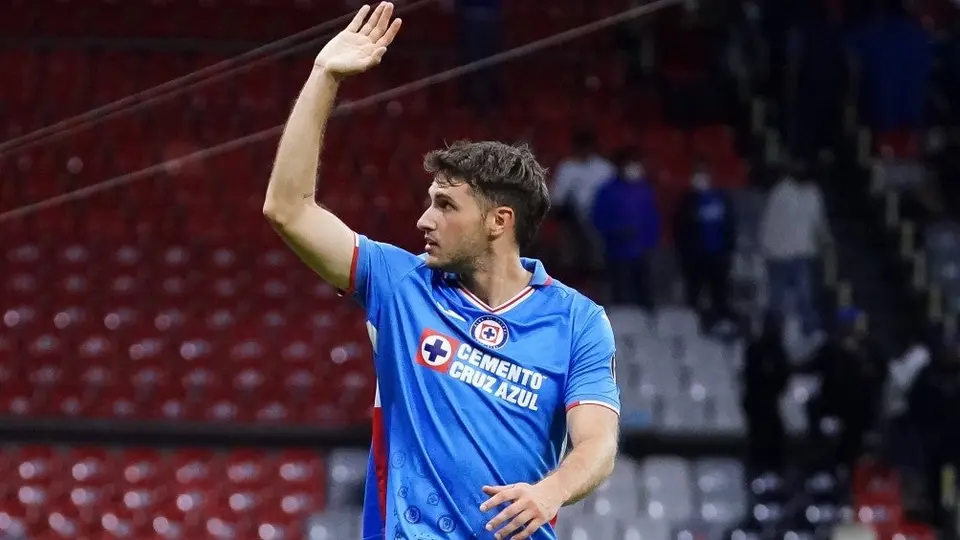 Ordiales sobre fichaje de Giménez con Feyenoord: 'Después del Mundial hubiera sido mejor'