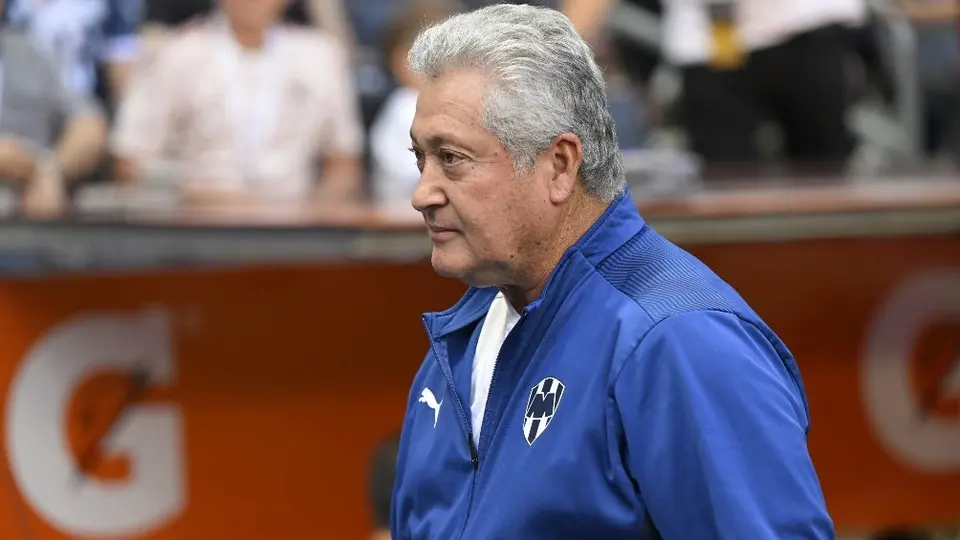 Rayados: Víctor Manuel Vucetich fue trasladado al hospital de última hora