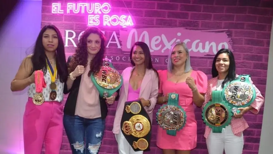 Irma 'La Güerita' Sánchez: Encabezó Foro Nacional de la Asociación Rosa Mexicano