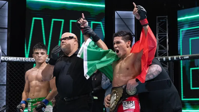 Combate Global: David Martínez retiene su título gallo