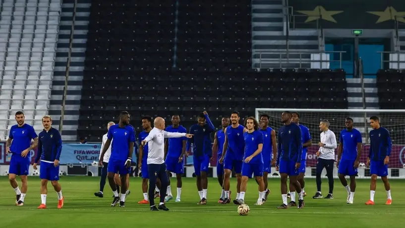Francia: Futbolistas con 'Virus del Camello' se reintegran a los entrenamientos previo a la Final