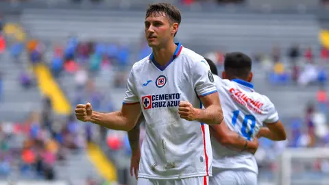 Formador de Santi Giménez recordó que fue duro con él: ‘Sabía que iba a llegar a donde está’