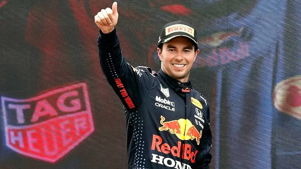Video: Escudería Red Bull comentó Tik Tok de niña fan de Checo Pérez