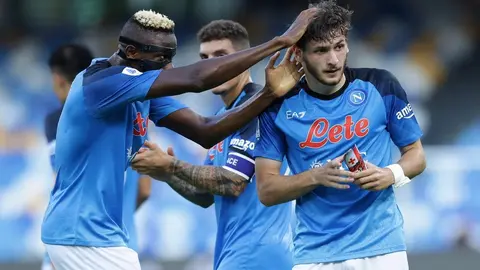 Serie A: Napoli goleó a Monza con Chucky Lozano de titular